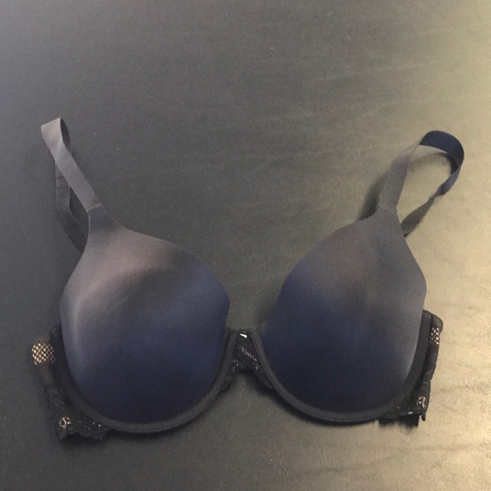 Bra “Maidenform” black lace lined demi 36D